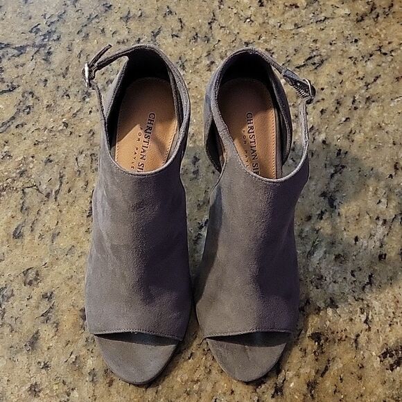 CHRISTIAN SIRIANO OPEN TOE HIGH HEEL ADJUSTABLE ANKLE STRAP SHOE - Picture 4 of 15